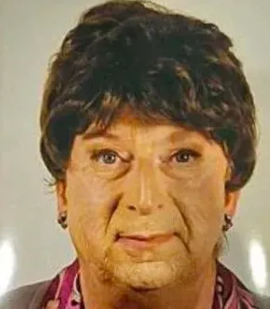 مردی که خودش را به شکل مادرش در آورد