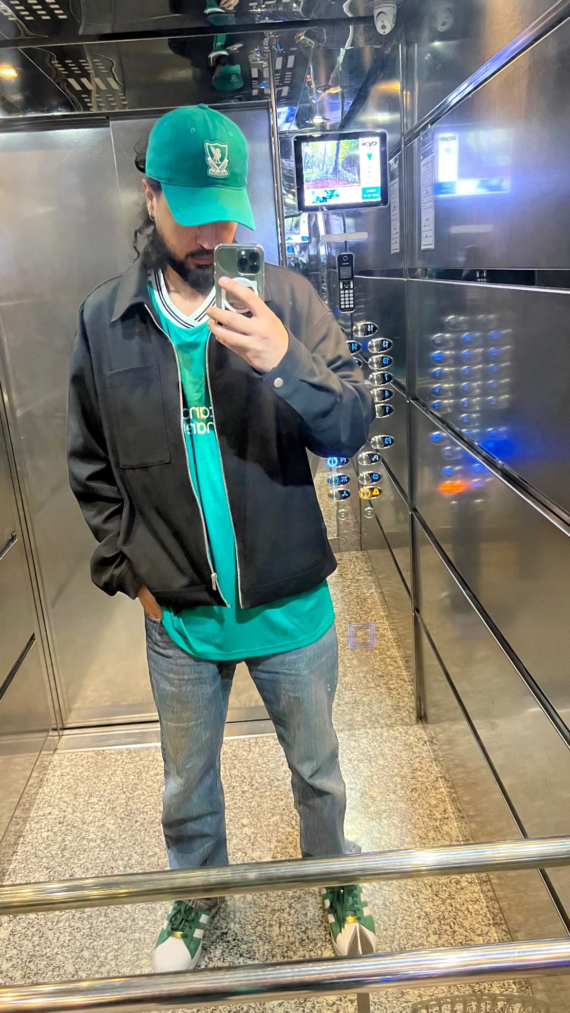 photo_2025-11-02_13-27-33