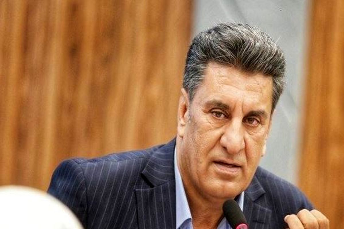 تلاش افشاریان برای بازگشت داور جنجالی