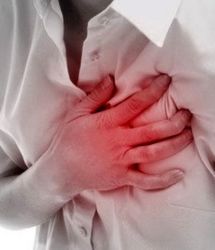 لحظه تلخ سکته قلبی راننده حین رانندگی؛ چپ شدن ماشین مقابل چشم مردم +فیلم