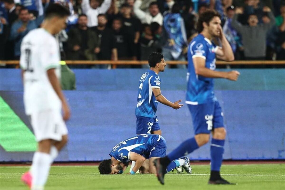  حادثه عجیب برای فرزند مربی استقلال و از حال رفتن چند بازیکن 