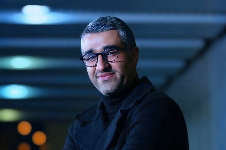 ‌ایراد خروج ‎پژمان جمشیدی از کشور، کجاست؟