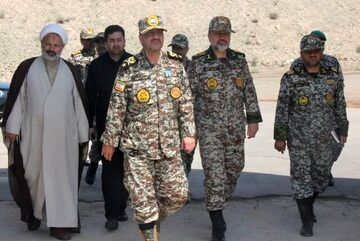 خط و نشان جدی فرمانده ارشد ارتش: با تمام توان حافظ تمامیت ارضی کشور خود هستیم

