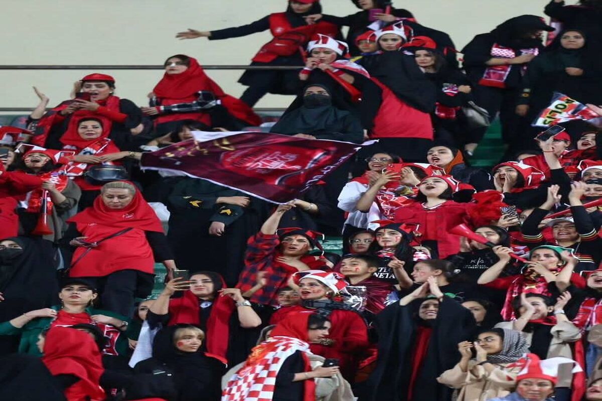 برگشتن زنان پرسپولیسی به ورزشگاه آزادی پس از اتفاقات جنجالی