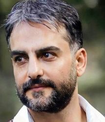 جدیدترین عکسِ حامد کمیلی با استایل تابستانی