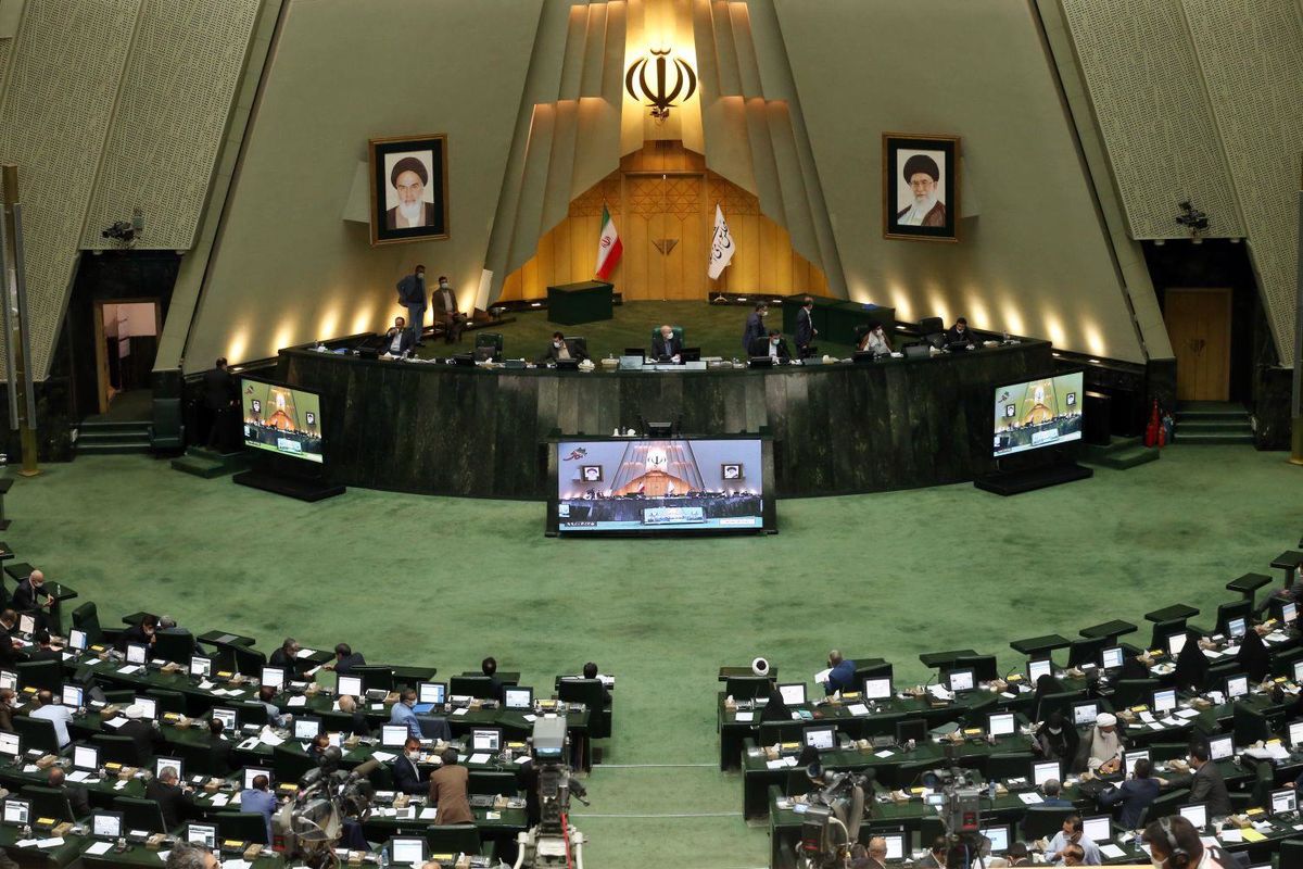 وعده و وعید به نمایندگان مجلس در قبال رای اعتماد به وزیر پیشنهادی آموزش و پرورش!