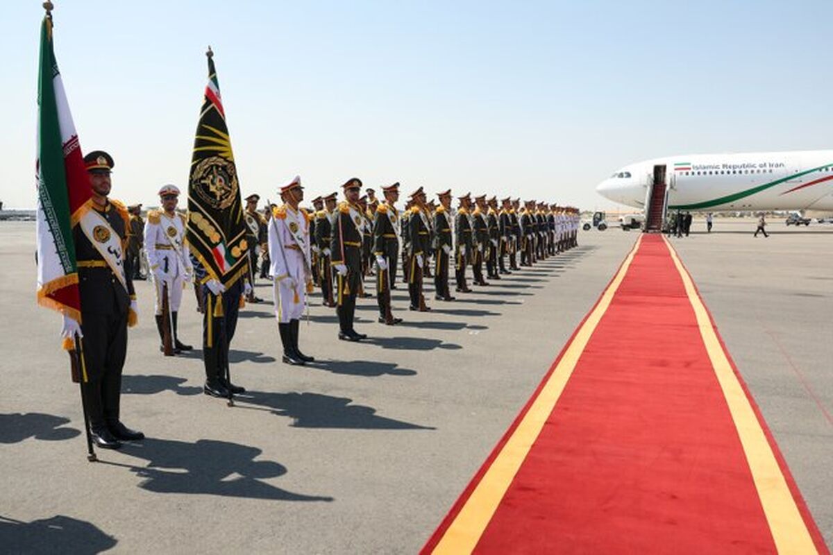 پزشکیان وارد لاهور شد