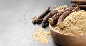 خاصیت های شیرین بیان در طب سنتی/مصرف شیرین بیان برای چه کسانی ممنوع است؟