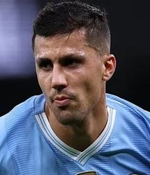 رودری:همین که دوباره بازی می‌کنم،یک هدیه است