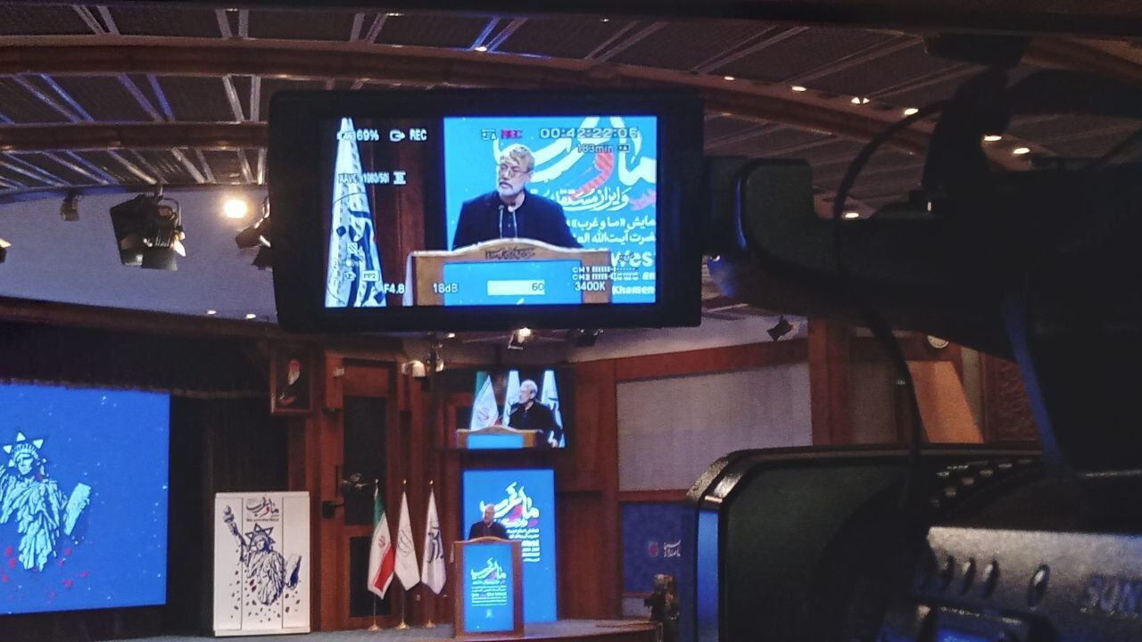 لاریجانی: غرب از «صلح از مسیر قدرت» سخن می‌گوید اما به جنگ می‌اندیشد