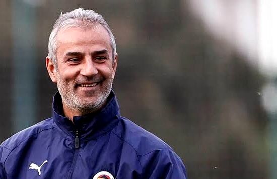 خیال پرسپولیسی‌ها راحت شد؛ مورینیو در فنرباغچه ماندنی است!