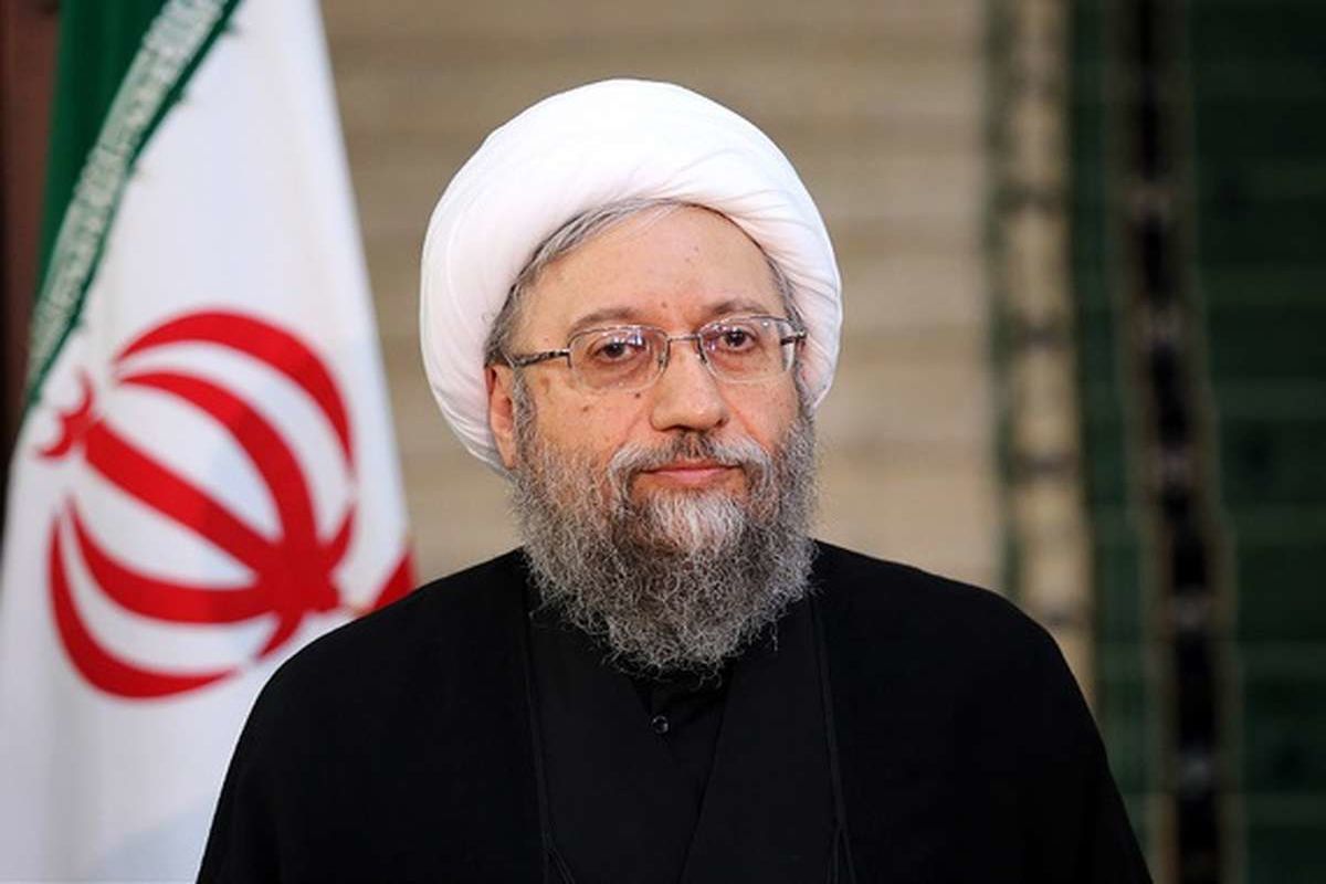  آملی لاریجانی: اکنون؛ زمانِ افزایشِ سن بازنشستگی نبود /کارگران در مضیقه اند