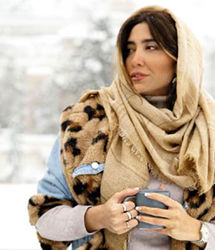 حس و حال کودکانه نیکی مظفری در برف