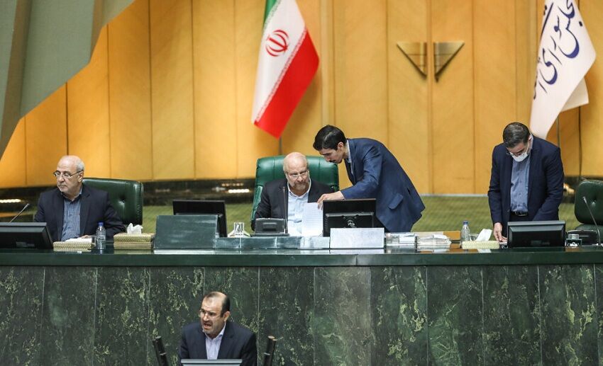 برخی دلایل غیرمنطقی در مخالفت با رتبه‌بندی معلمان؛ به فرهنگیان که می‌رسند پول ندارند!