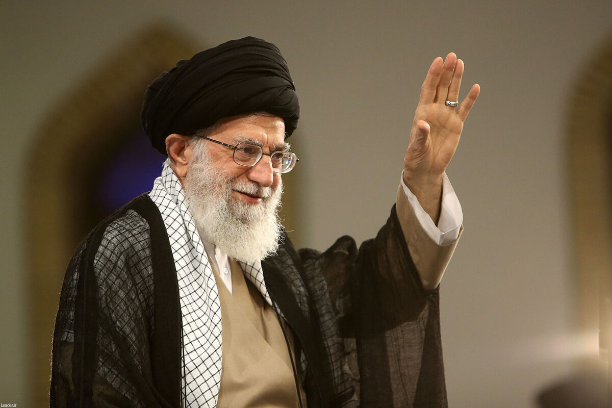 دیدار رهبر انقلاب با جمعی از بانوان در آستانه روز زن+عکس