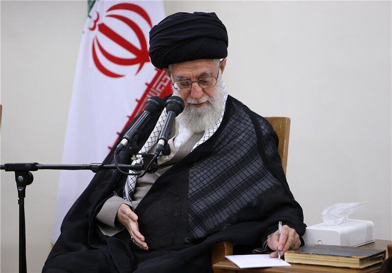 ماجرای جالب توجه از جشن عروسی یک زن و شوهر از زبان رهبر انقلاب/ ببینید
