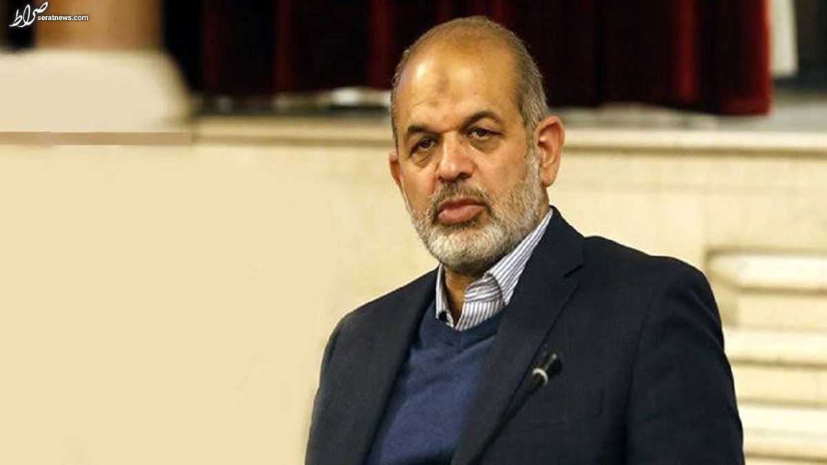 تغییر مسیر ناگهانی هواپیمای حامل وزیر کشور/ وحیدی شوکه شد + فیلم