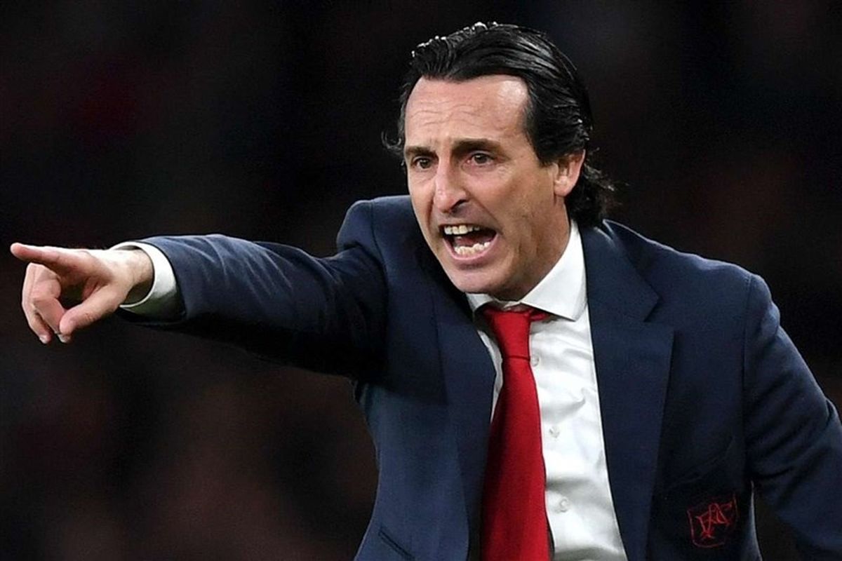 اونای امری:زیادی منتظر ماندم و چون هوا سرد بود،دست ندادم