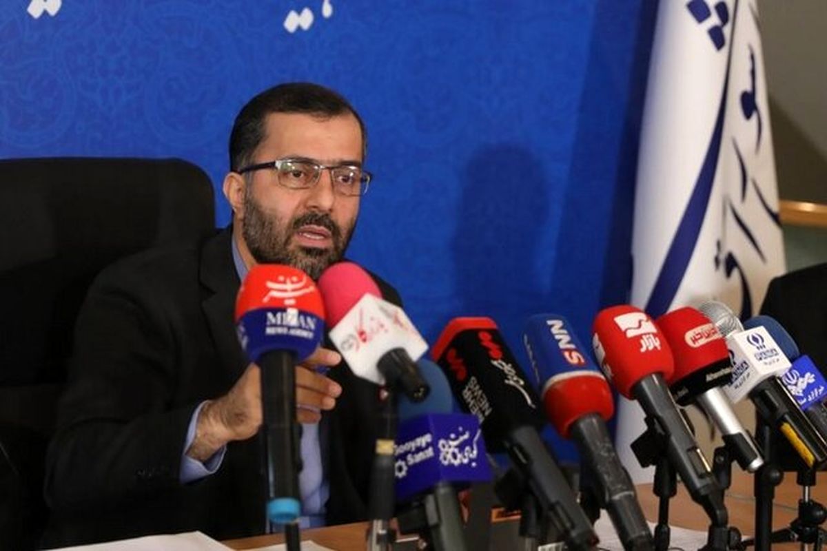 مجلس حتما افزایش 20 درصدی حقوق برای سال آتی را اصلاح می‌کند