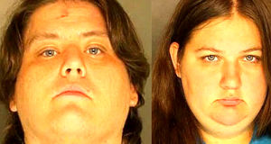 آزار و اذیت وحشیانه پسر ۱۵ ساله توسط زوج شیطان صفت +عکس