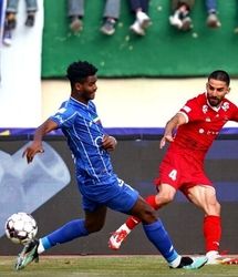 پرسپولیس ۰ - استقلال ۰/ جنگ پرسپولیس و استقلال برنده نداشت