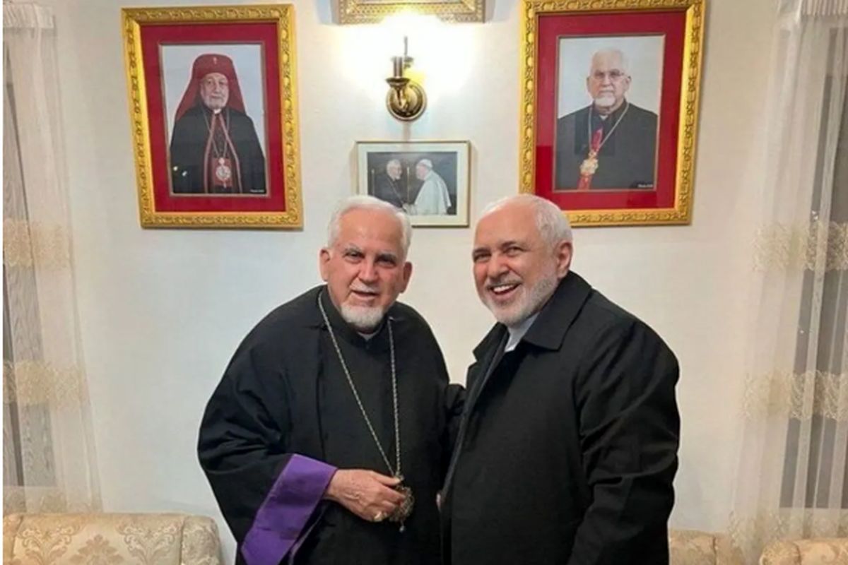 دیدار ظریف با رهبران مذهبی ۲ کلیسای تهران