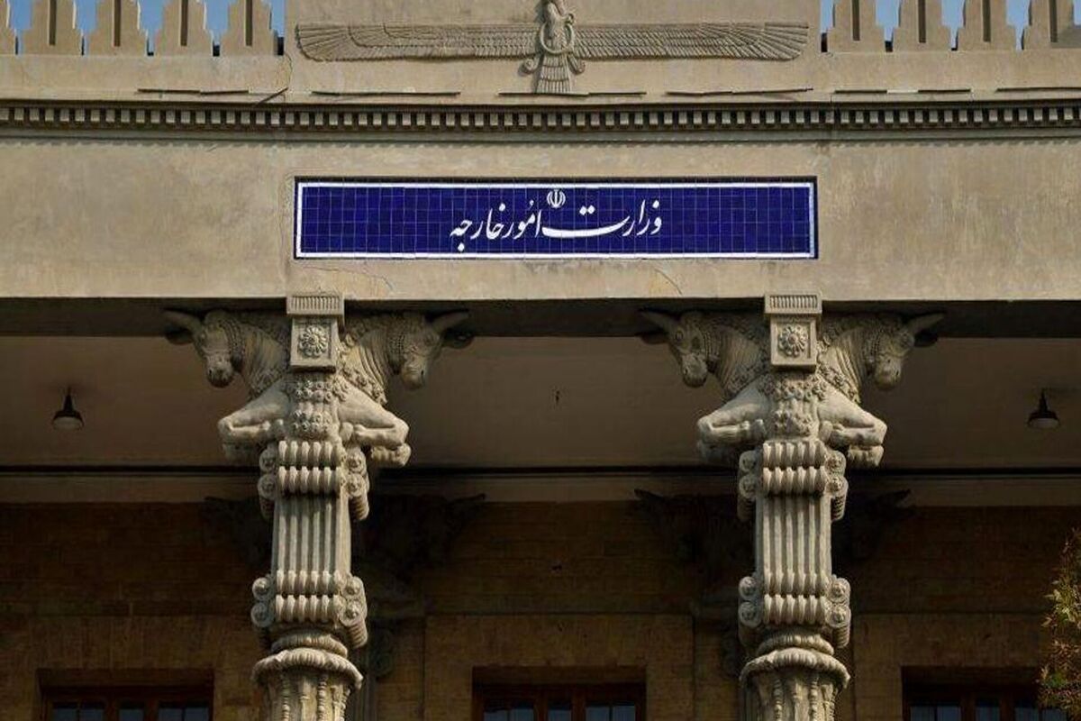 وزارت خارجه تکلیف ایرانیان خارج از کشور را روشن کرد