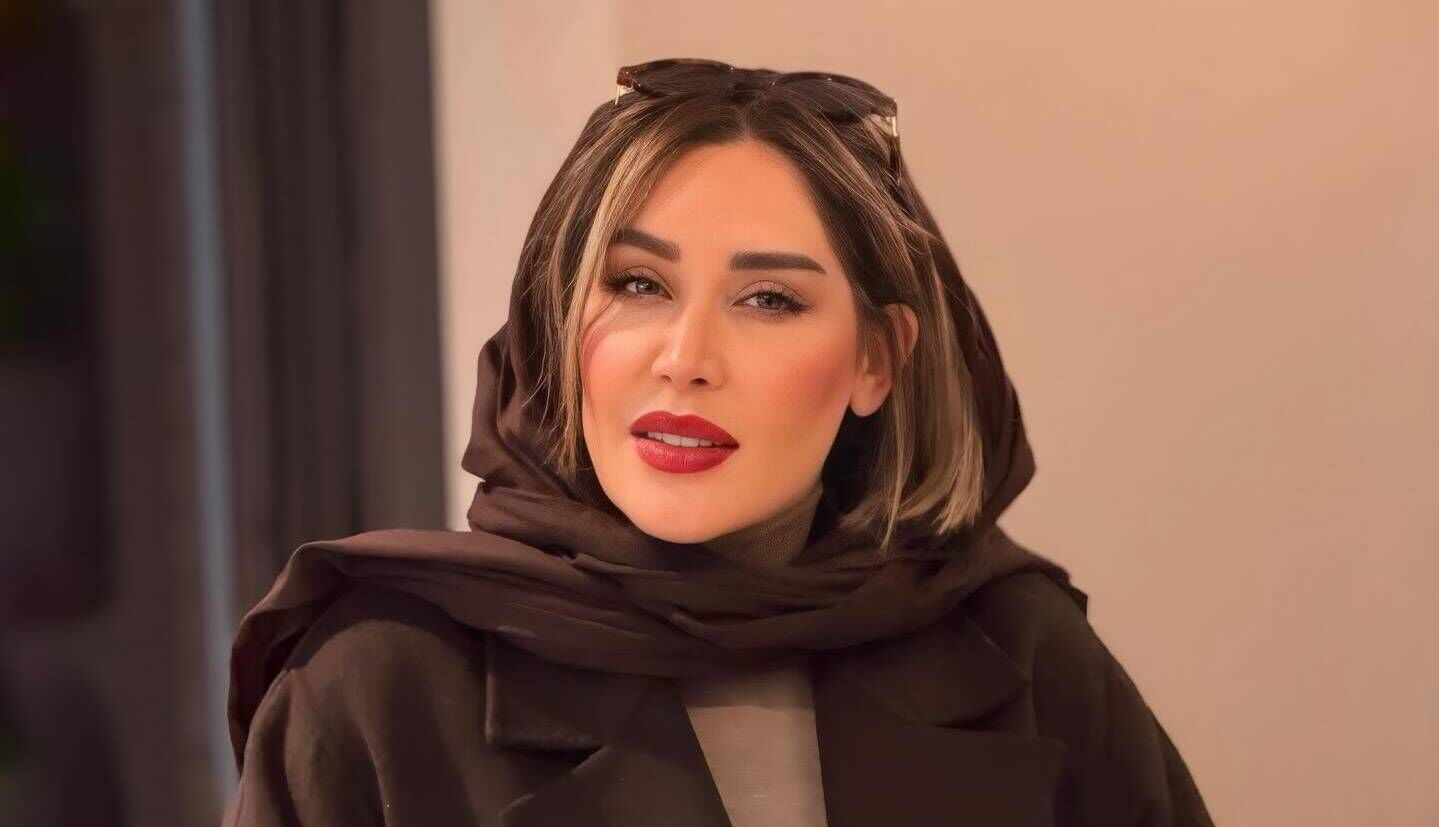 سارا منجزی‌پور با یک استایل جذاب/ عکس