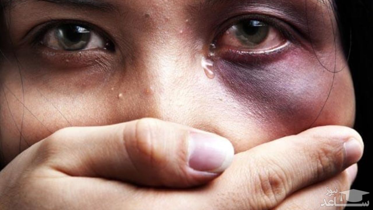 تعرض همزمان دو مرد وقیح به زن مسافر در روز روشن