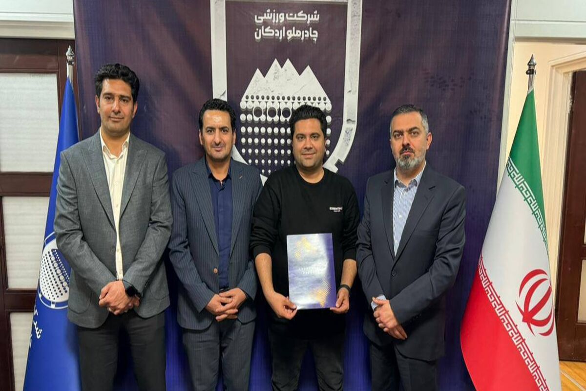 قرارداد اخباری تمدید شد