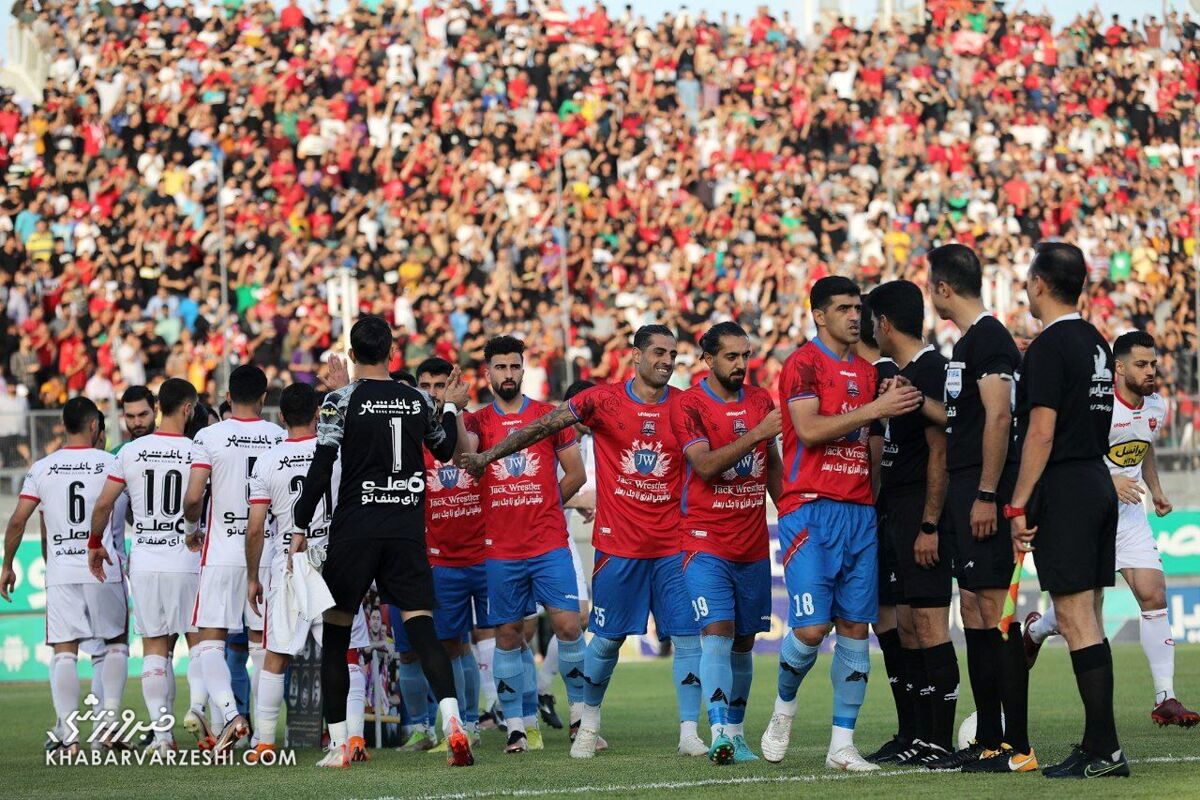 پرسپولیس جشن پانزدهمین قهرمانی را در قائم‌شهر گرفت