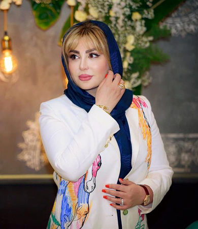 نیوشا ضیغمی با عشقش عکس صمیمی گذاشت/ عکس