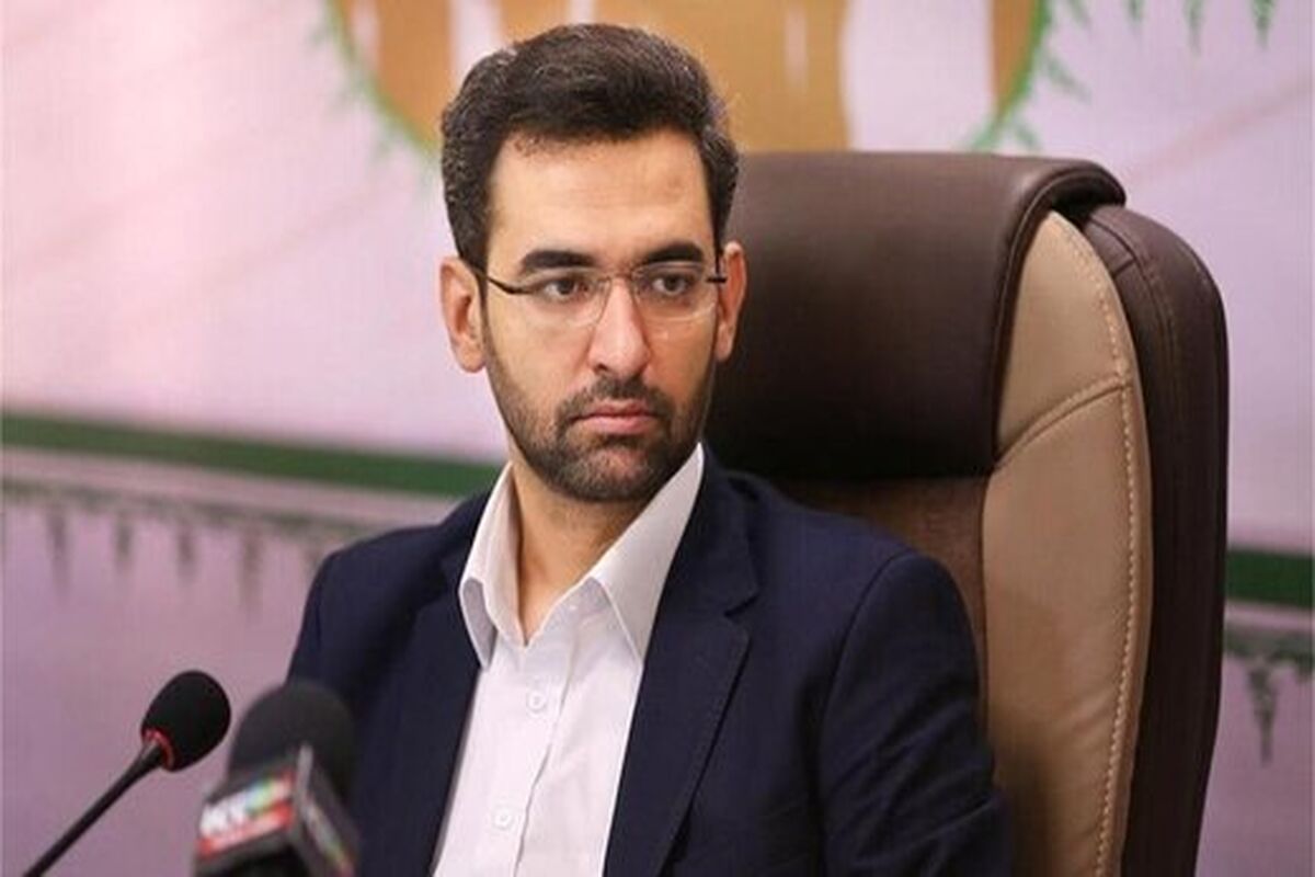 واکنش خبرساز آذری جهرمی به لیست کابینه دولت چهاردهم

