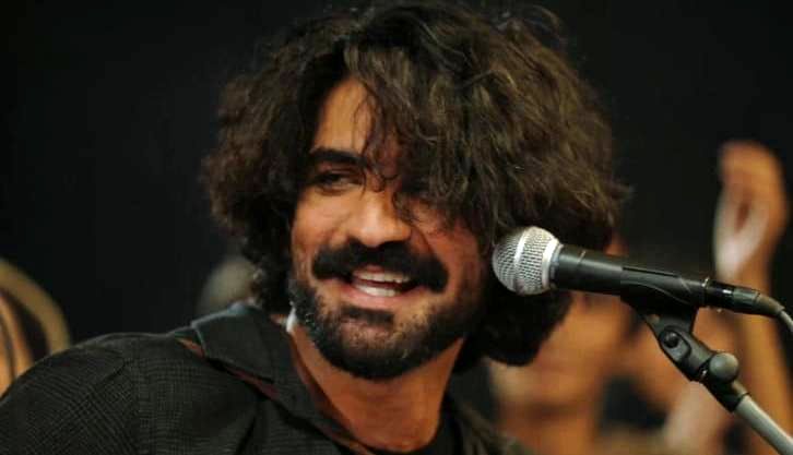 واکنش عرفان طهماسبی به اعلام خبرِ کنسرت خیابانی‌اش