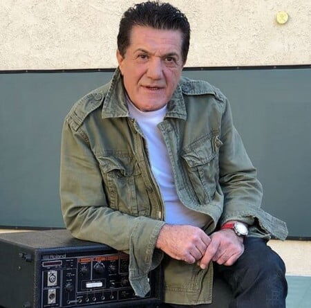 خبر نگران‌کننده و عجیب از وضعیت خواننده سرشناس ایرانی