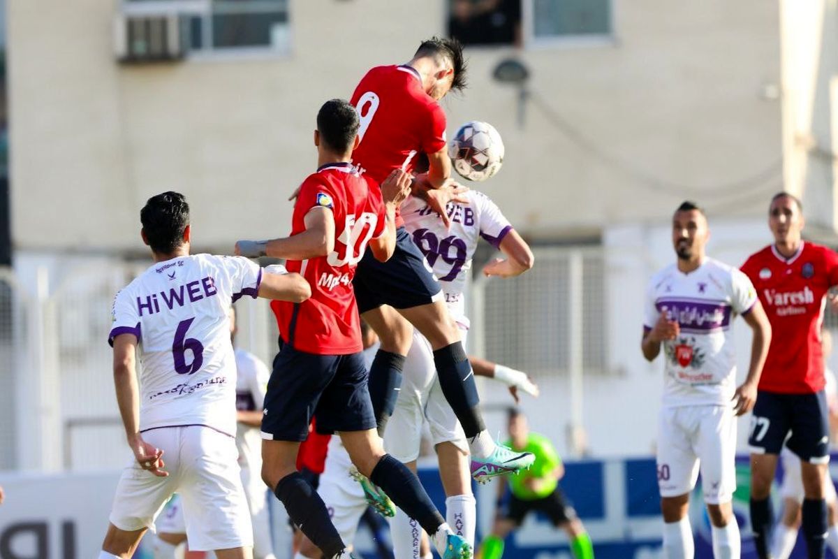 پیروزی نساجی مقابل تراکتور