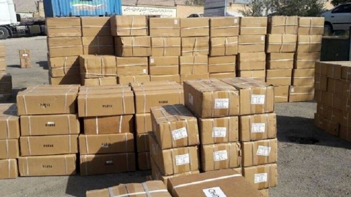کشف "پشمک با هورمون مردانه" و "رب انار مخدر" به مقصد انگلستان (+عکس) 