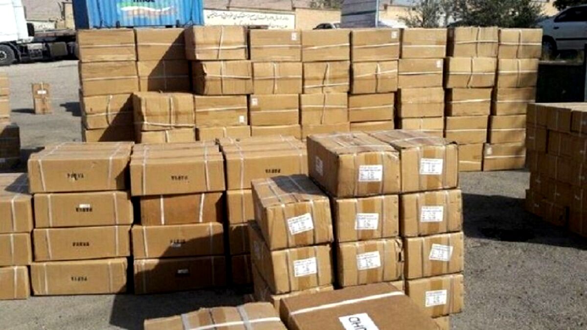 کشف "پشمک با هورمون مردانه" و "رب انار مخدر" به مقصد انگلستان (+عکس) 