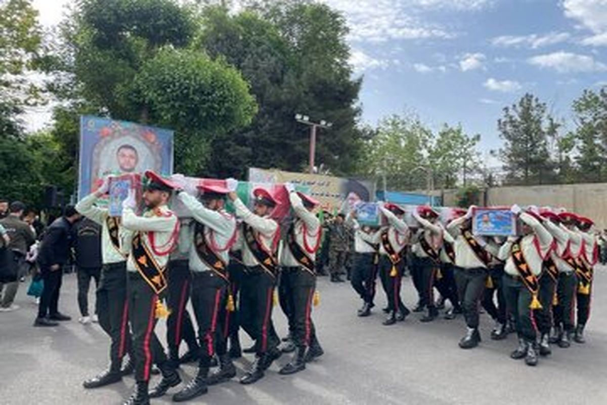 پیکر ٣ مأمور نیروی انتظامی تهرانی امروز تشییع شد/ عکس