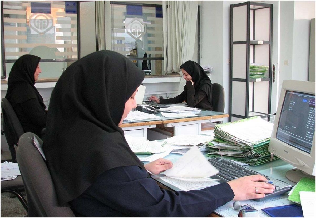ساعت کاری این کارمندان کاهش می‌یابد؟