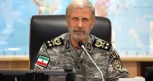 فرمانده کل ارتش: دشمن را زیر نظر داریم و با هر کار اشتباه او به شدت برخورد خواهیم کرد