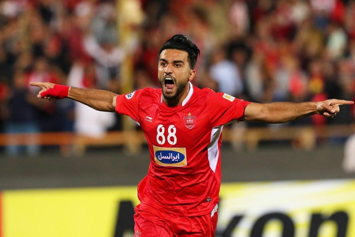 مذاکرات با یک پرسپولیسی ادامه دارد