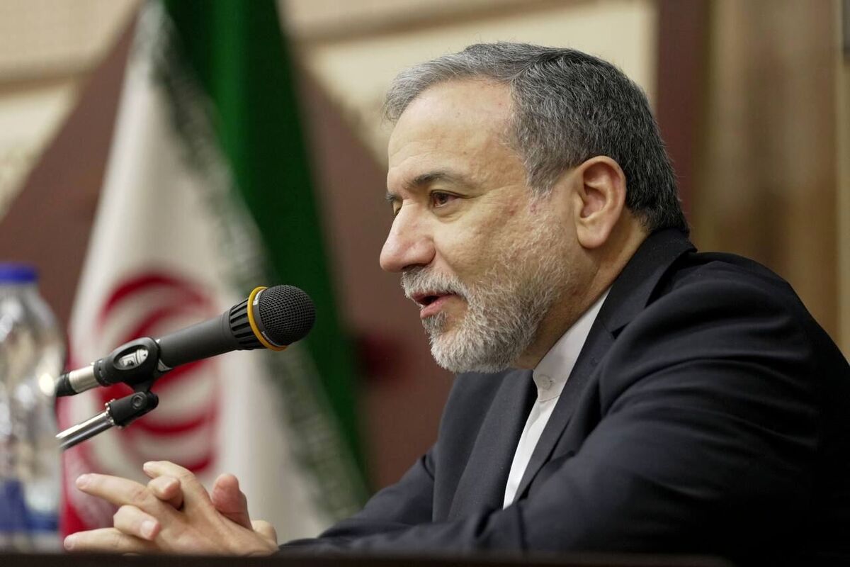 عراقچی، زمان صدور ویزای تیم ملی را اعلام کرد 