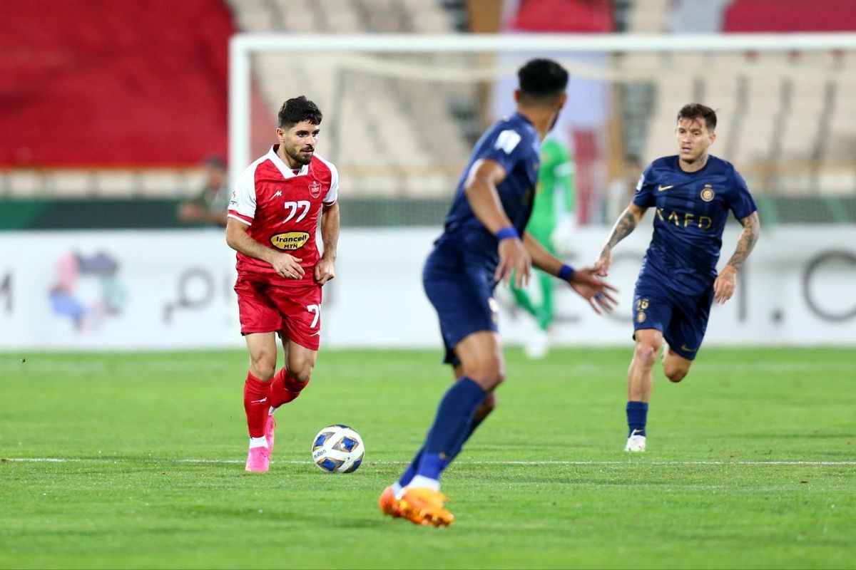 عمری برای دربی سیبیل گذاشت!/ عکس