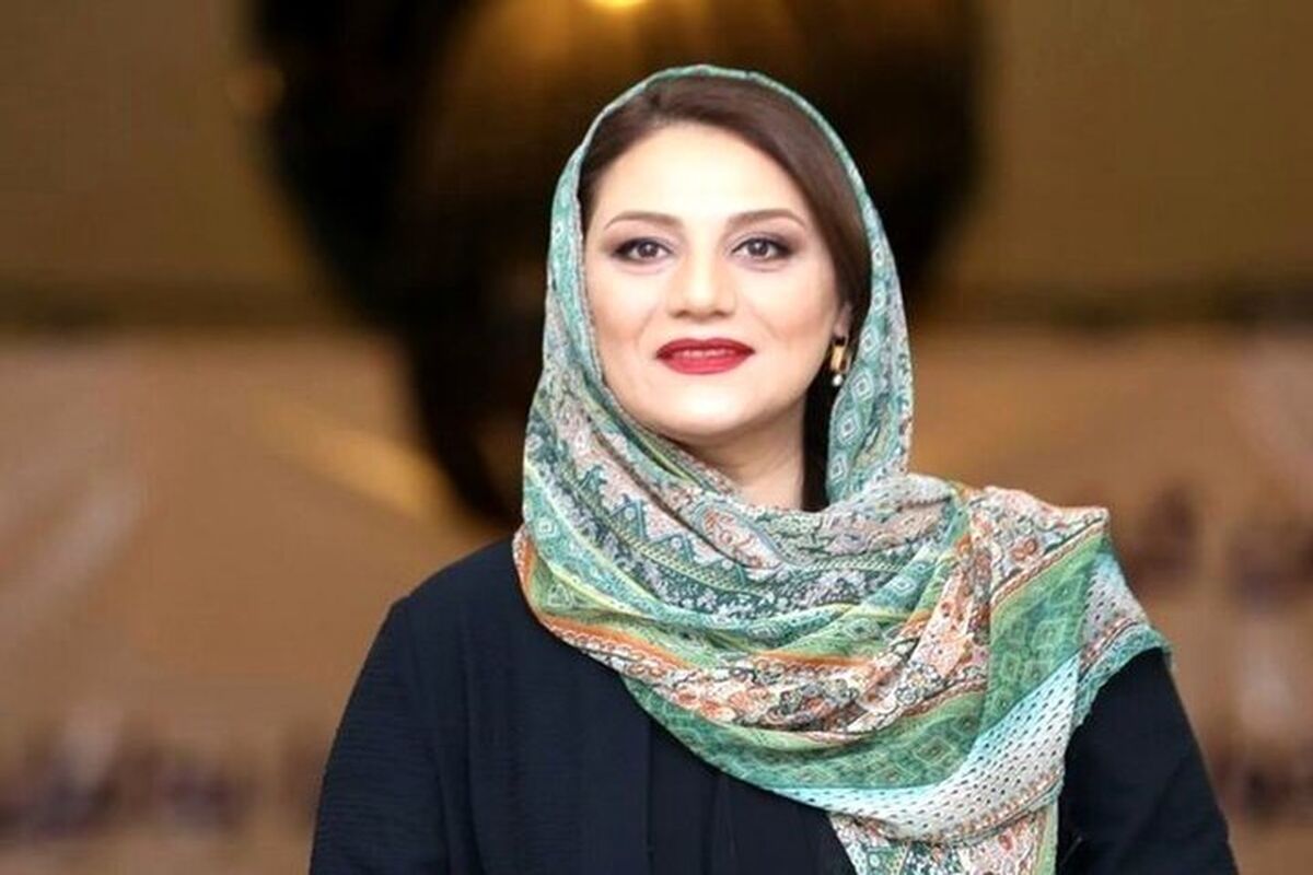 شبنم مقدمی در کنار مهدی یغمایی و همسرش!/ عکس