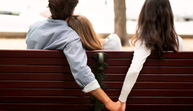 زن بی حیا به شوهرم پیام داده بود عزیزم خیلی خوش گذشت …
