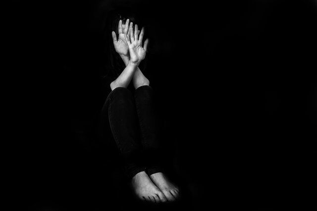 حمید با دوستش بارها به من تعرض کردند / آنها مرا بی عفت کردند
