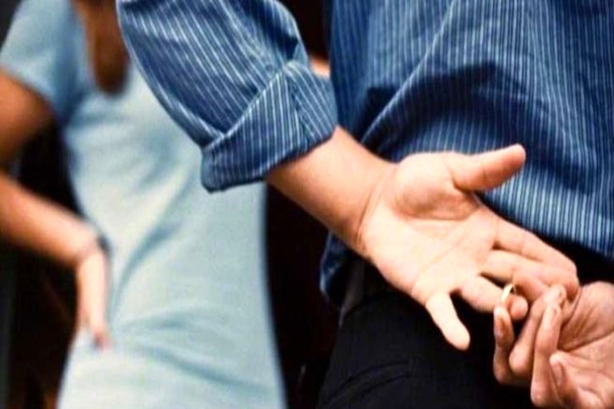 خیانت فردای ماه عسل!/ در کمال وقاحت روی تختخوابی که هنوز عروسش نخوابیده...