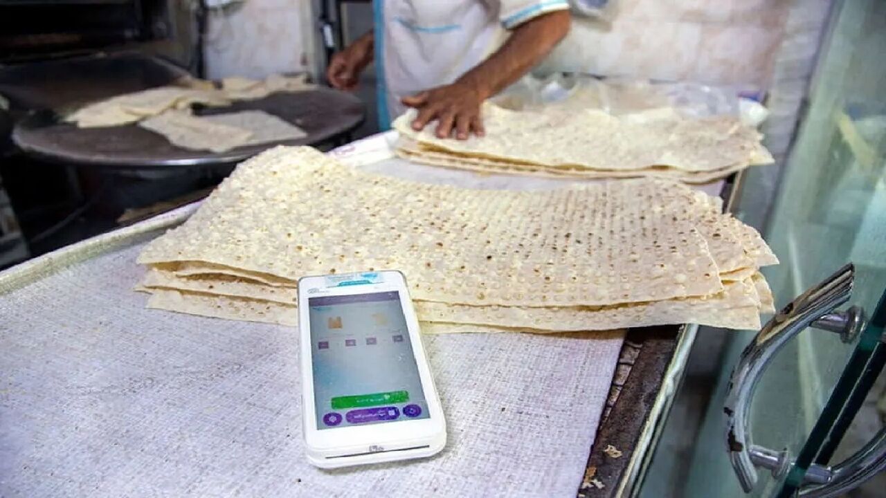 توضیحات مشاور وزیر اقتصاد درباره قیمت و سهمیه بندی نان 