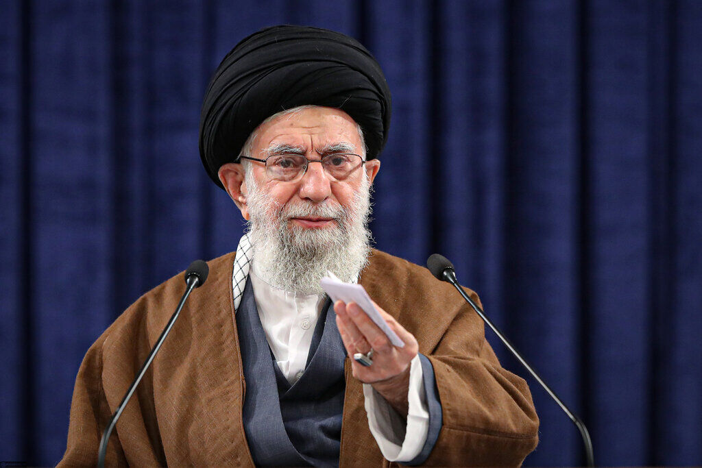 فرمایشات مهم رهبرانقلاب درباره  شهادت حمیدرضا الداغی 